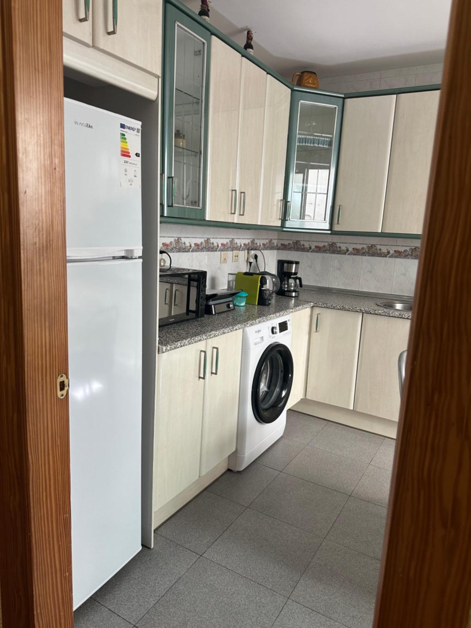 Almeria Centro Habitacion Privada En Apartamento Compartido Exteriör bild